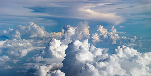 Oracle challenges Amazon to the cloud - ERP News from WFI. 